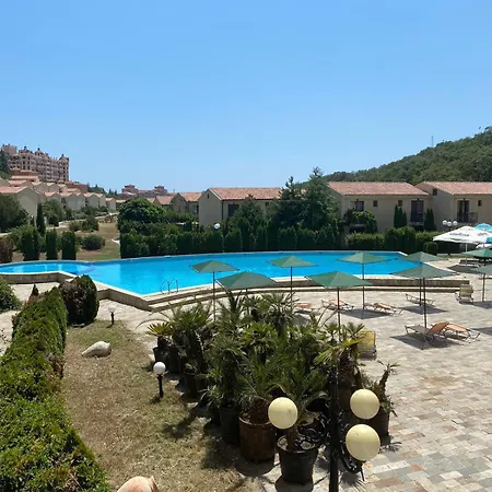 Casa de Férias 300m From Private Romana Royal Castle Sveti Vlas